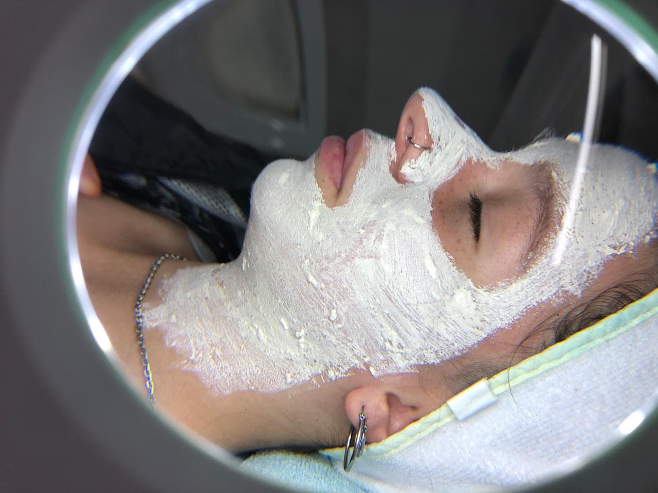 LIMPIEZA FACIAL CON MASCARILLAS