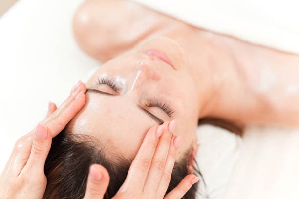 Drenaje linfático facial