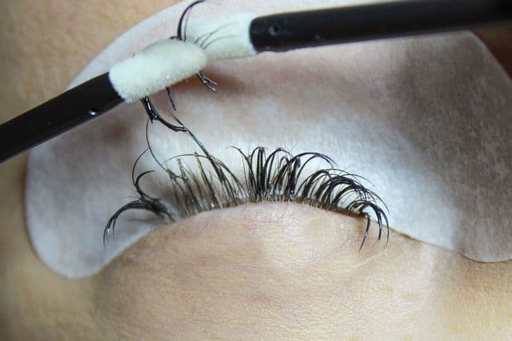 Remoción de Extensiones de pestañas