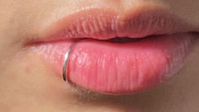 Perforación Labret (labio)