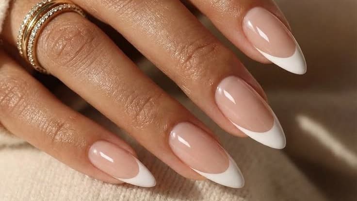 Soft gel/ Esculpidas : French