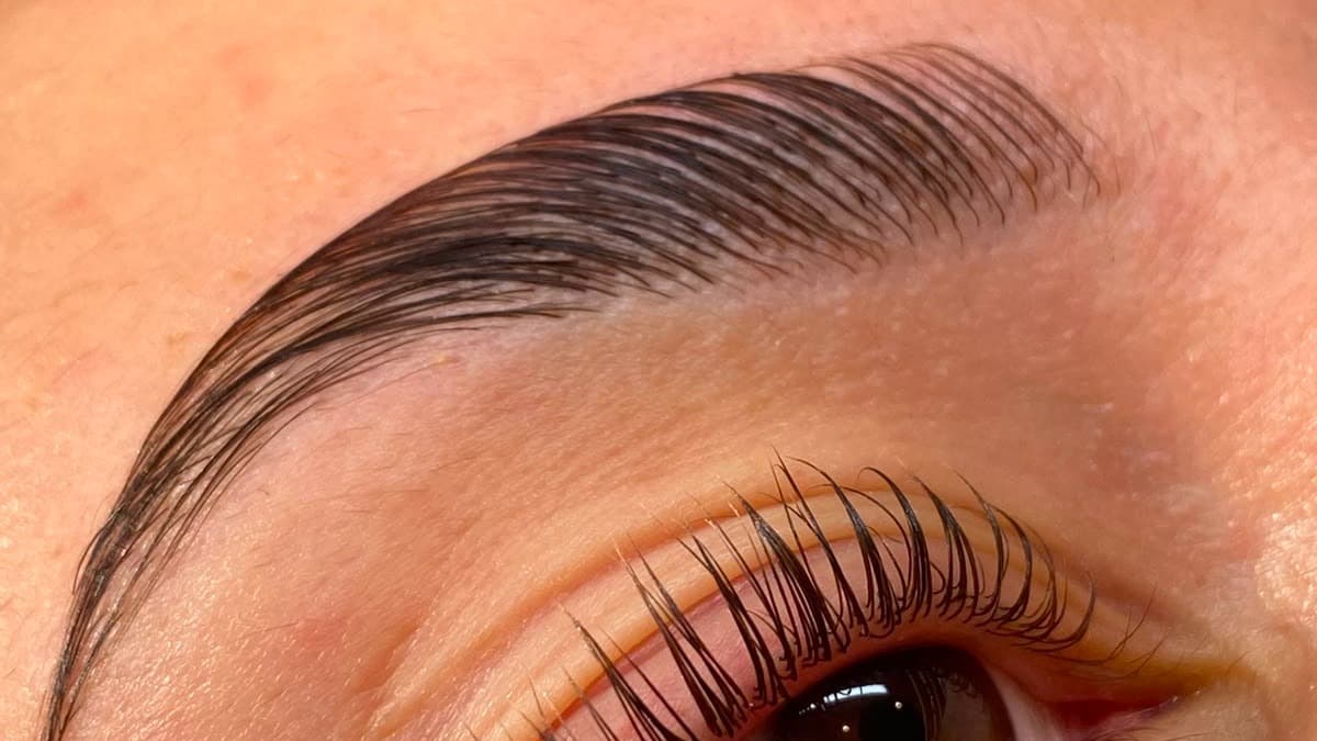 ROSTRO - laminado de cejas